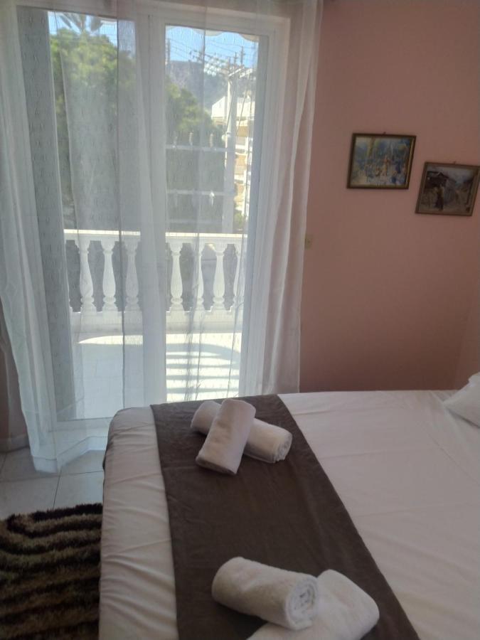 Anestis Apartment Akráta Kültér fotó